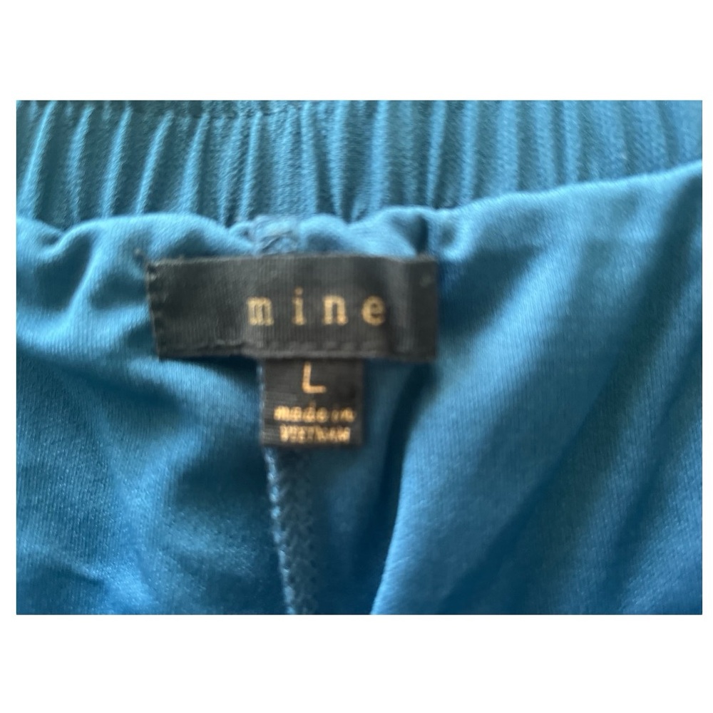 Mine Short Woman Pant - Picture 4 of 4